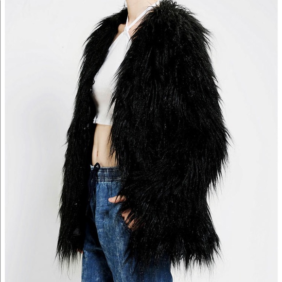 Urban Outfitters Jackets & Blazers - Black Faux Fur Coat